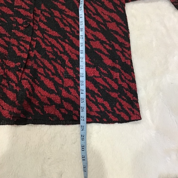 Chicos Travelers  Women Size 3 Jacket Cardigan Crinkled Red Black Tiger Stripe - Picture 12 of 13